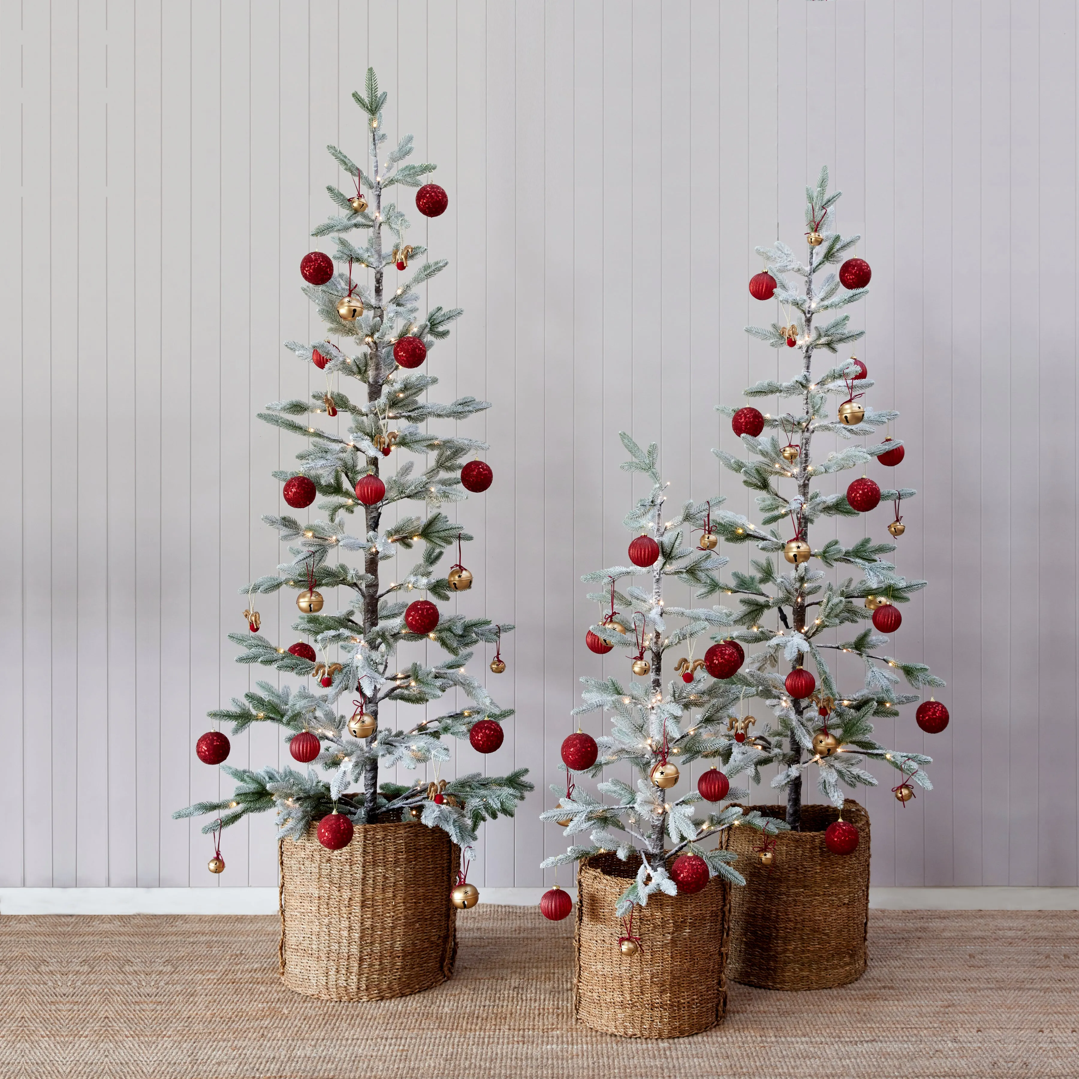 150 Cm Led Snowy Spruce Tree