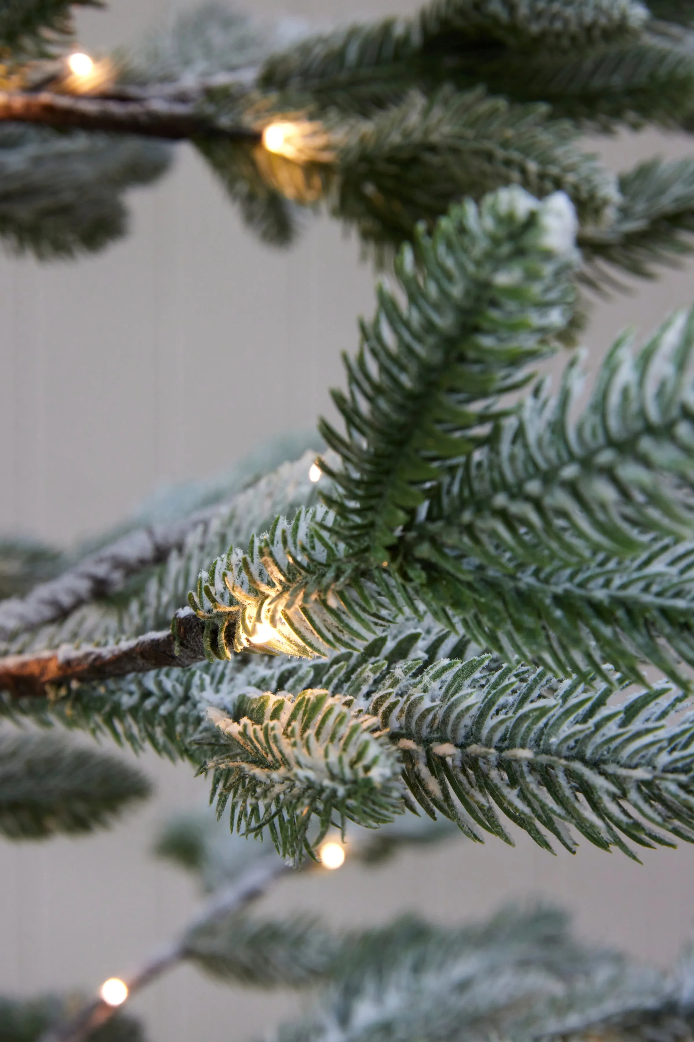 150 Cm Led Snowy Spruce Tree