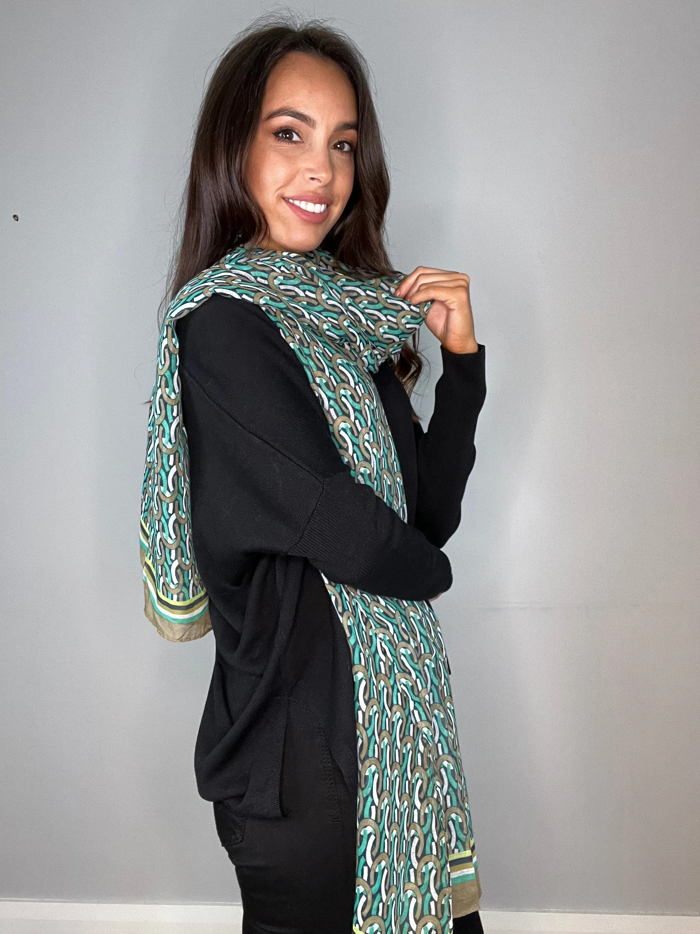 Codello Jungle Fever Chain Print Scarf