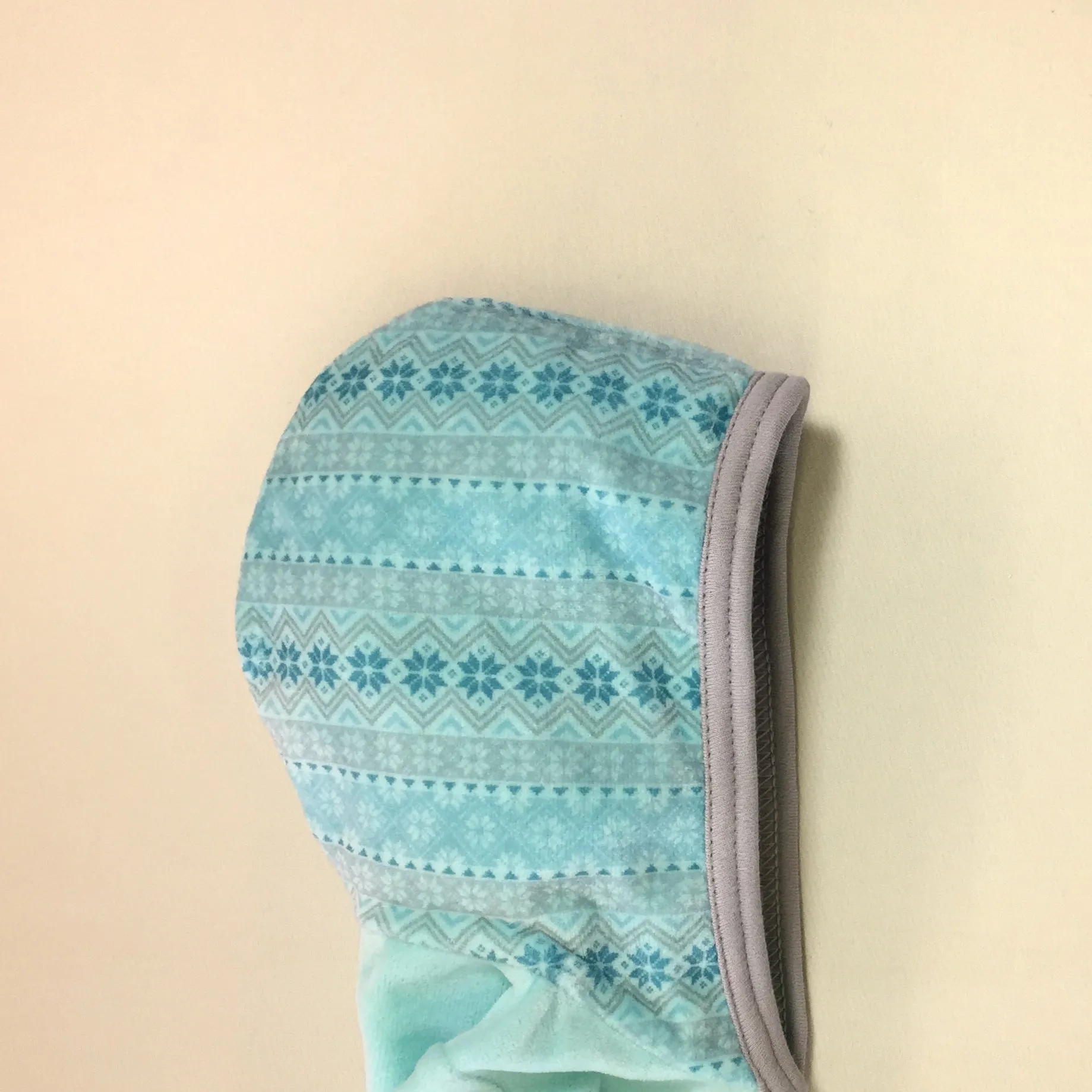 Fair Isle Cuddler Aqua