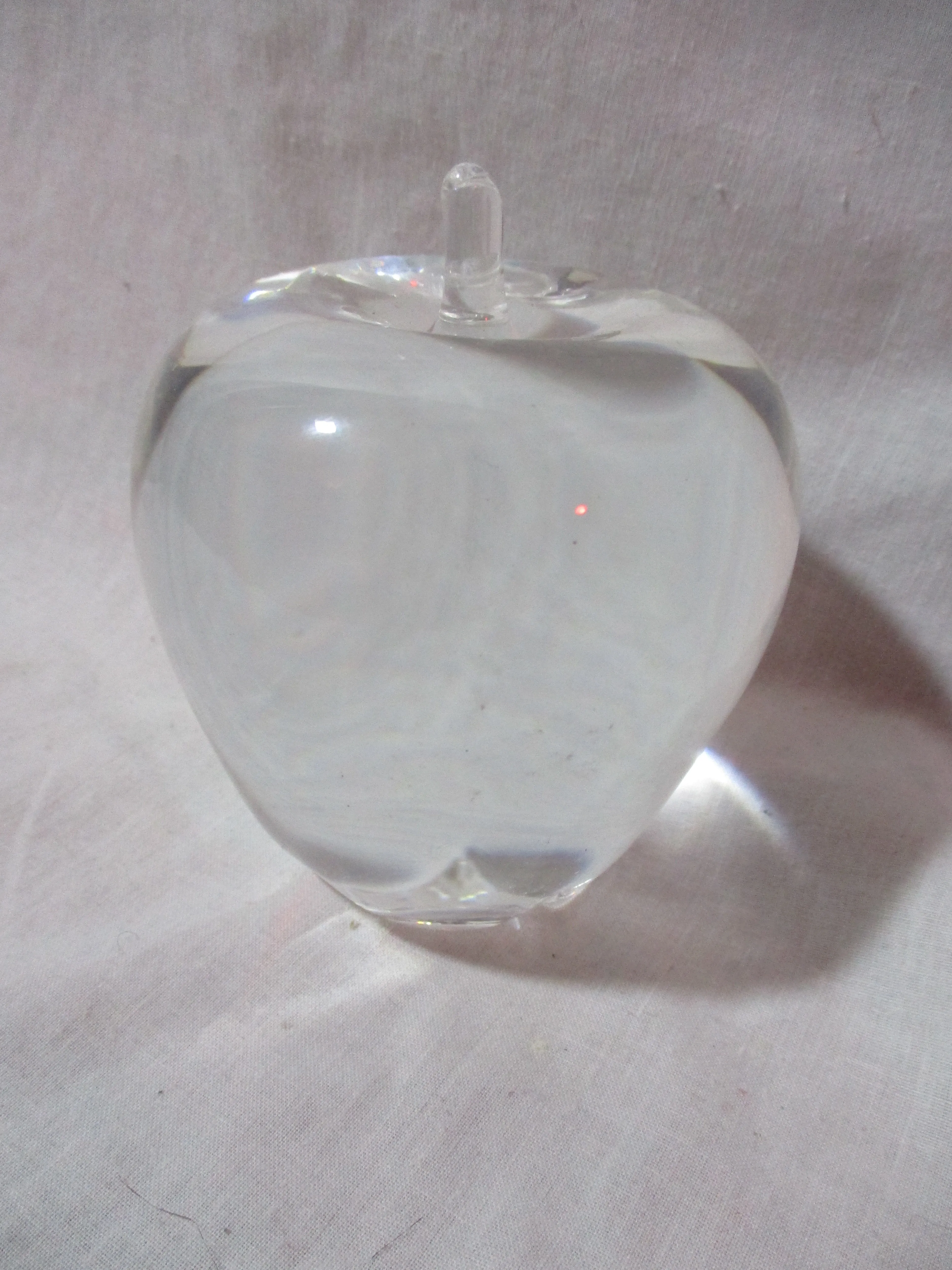 GLASS Studio Art APPLE Paperweight Clear Ornament Sculpture Desk Shelf Decor