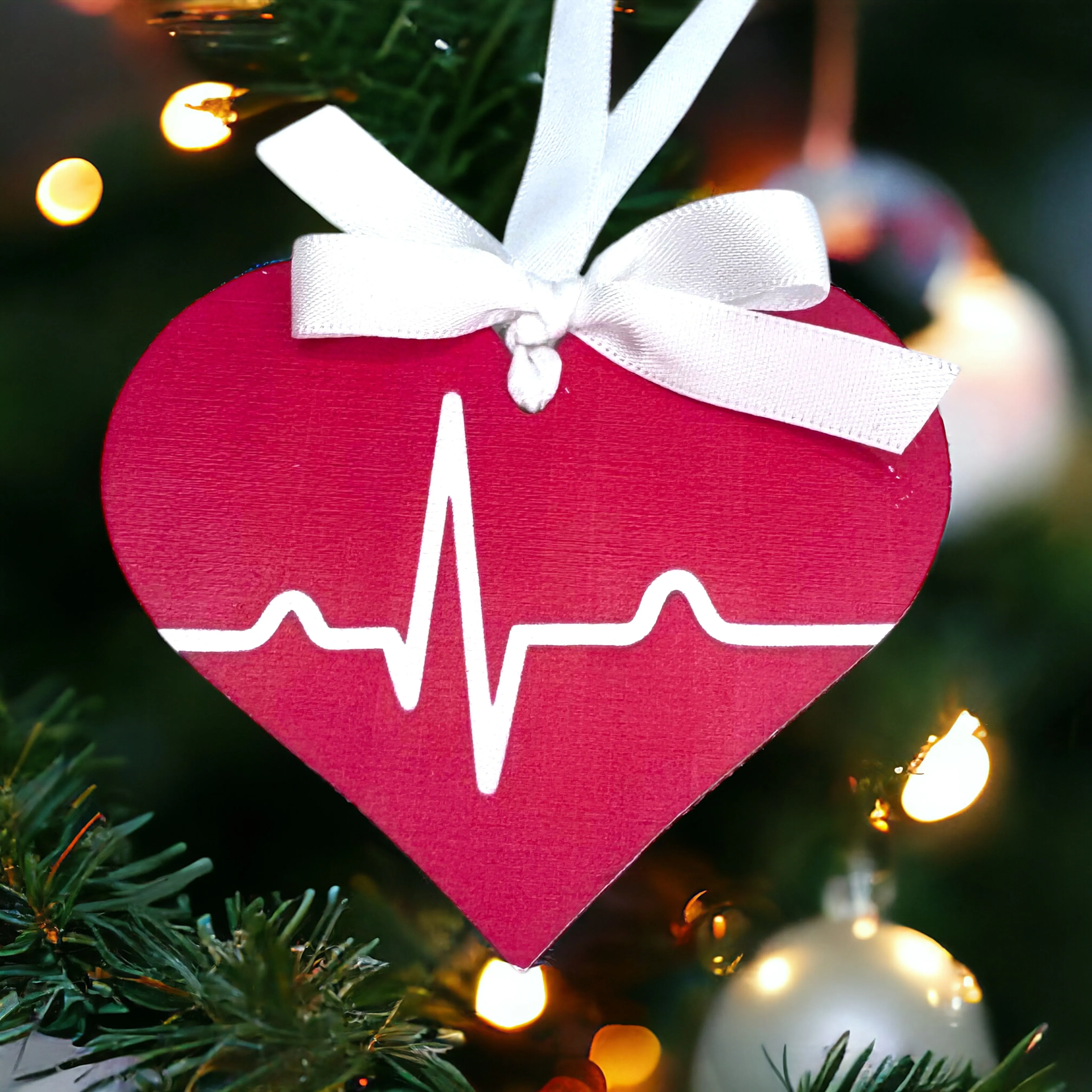 Keep the Beat This Christmas: Heartbeat Ornament Delight!