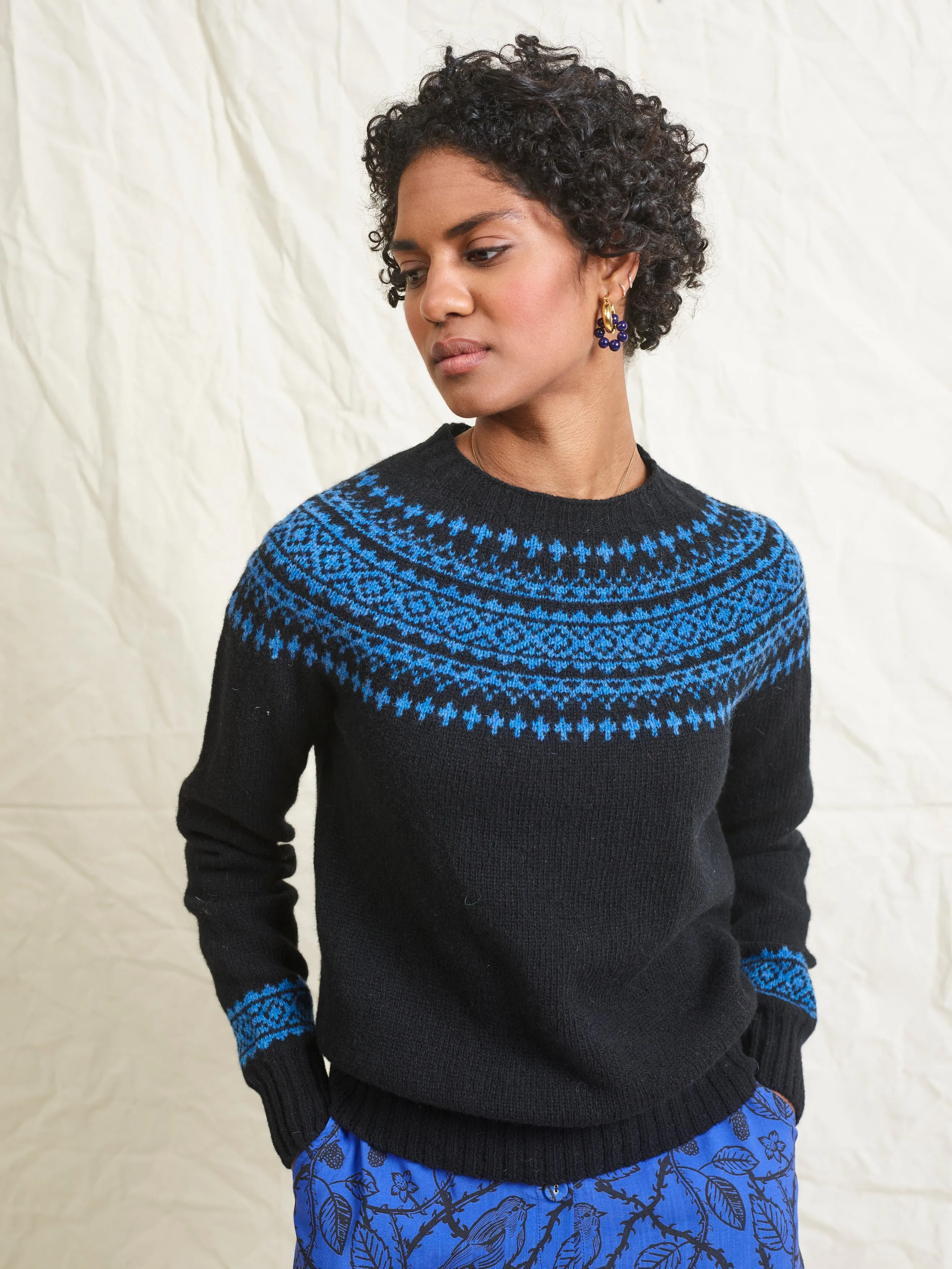 Lowie Black Scottish Handcrafted Snow Jumper - Cozy Winter Knitwear