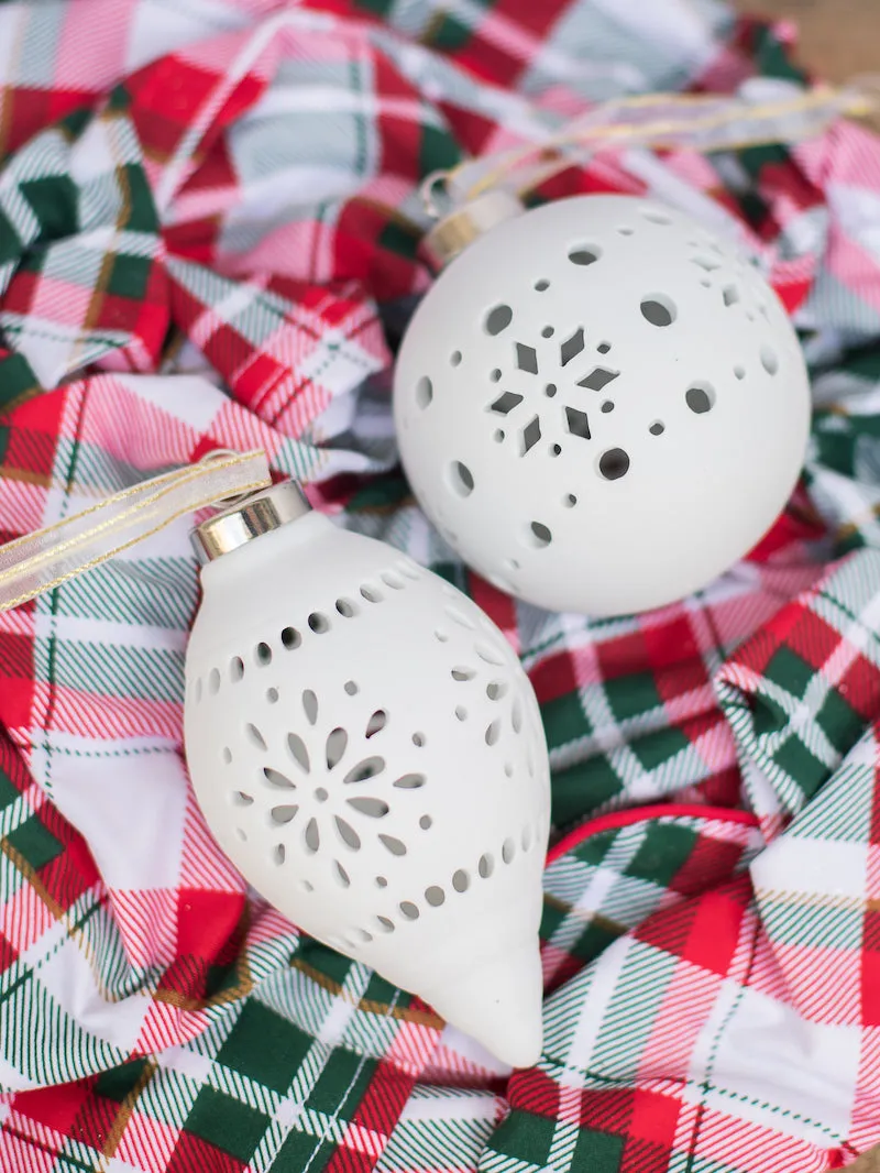 Porcelain Pattern Ornament - White Matte