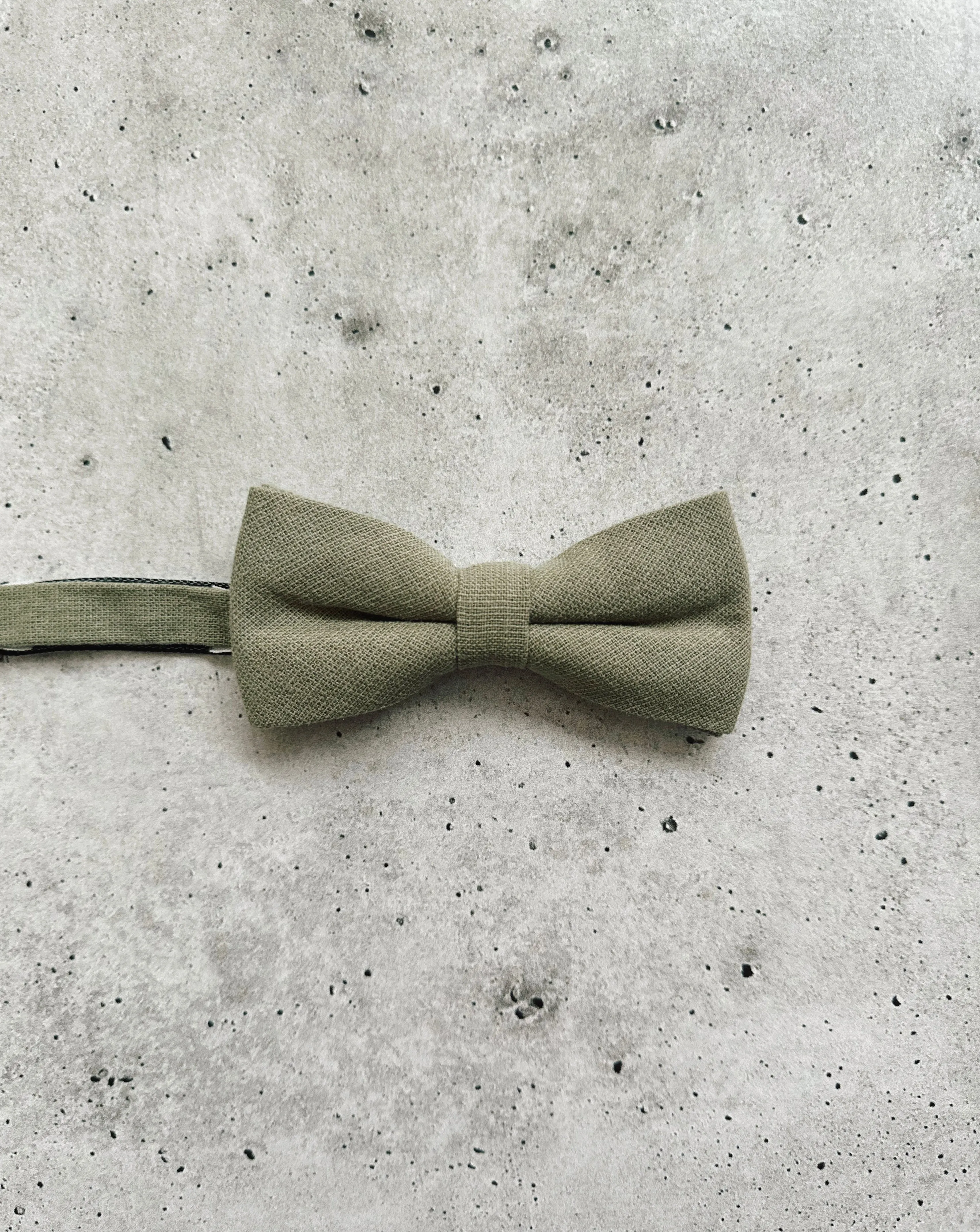 Sage Cotton Bow Tie with Vintage Tan Suspender Set