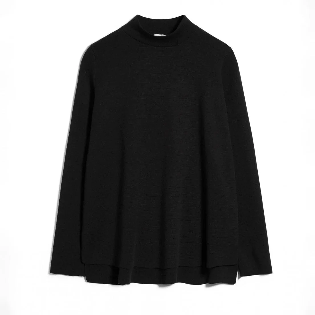 Seldaa Black Knitted Sweater in Organic Cotton